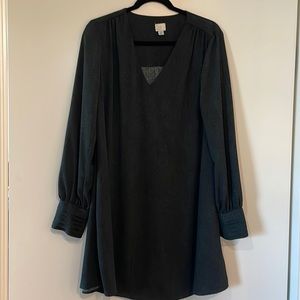 Long Sleeve Shift Dress V-Neck | Green Snake Print